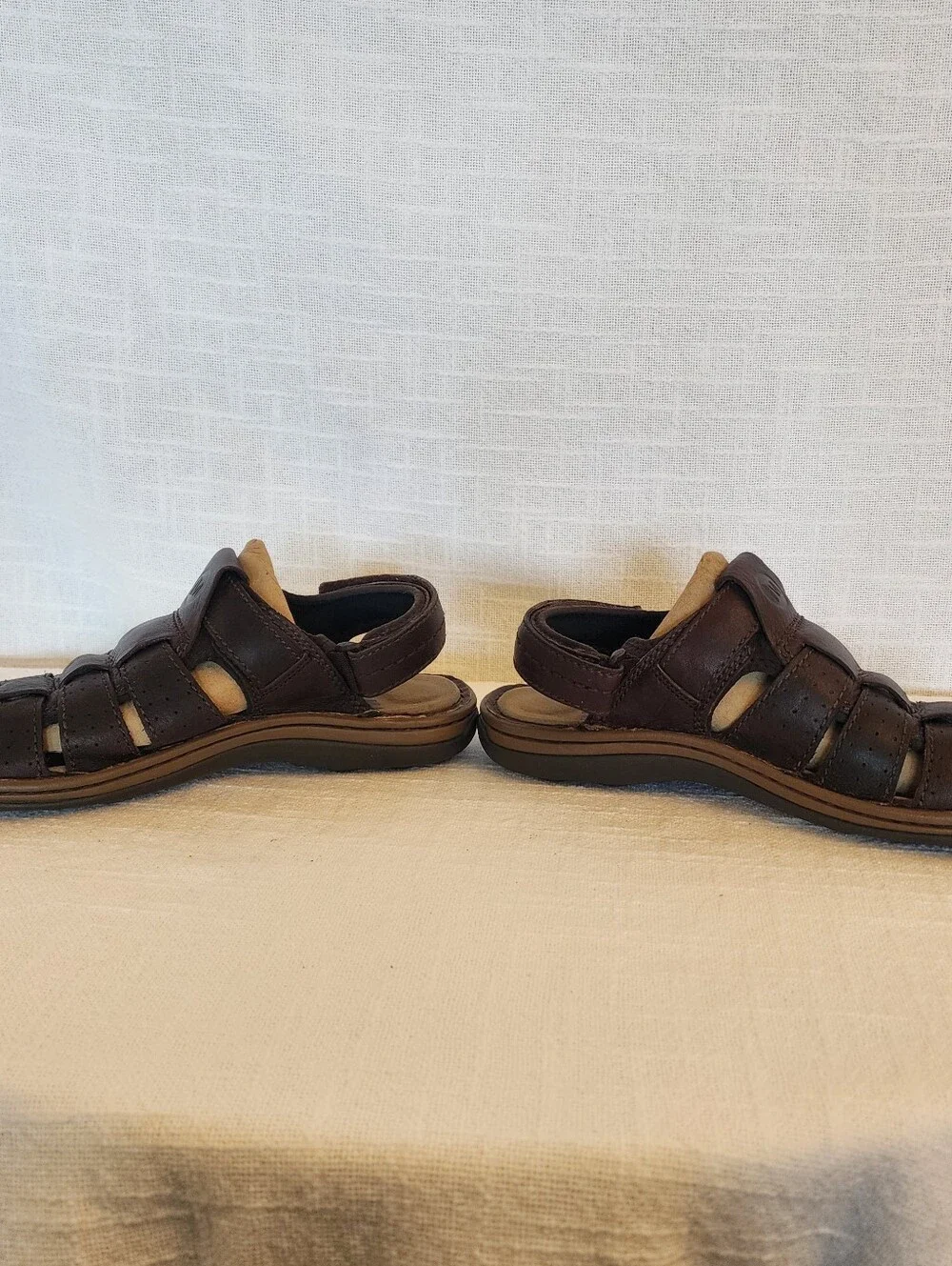 Merrell Fisherman Style Sandals M 8 Brown Closed Toe Caged Leather Upper A465